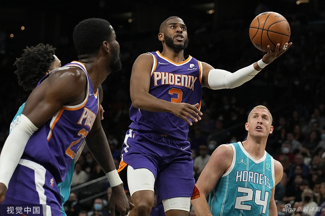 赛场抢占先 赛场抢占先