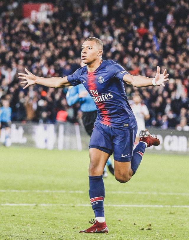 的球迷而言 的球迷而言