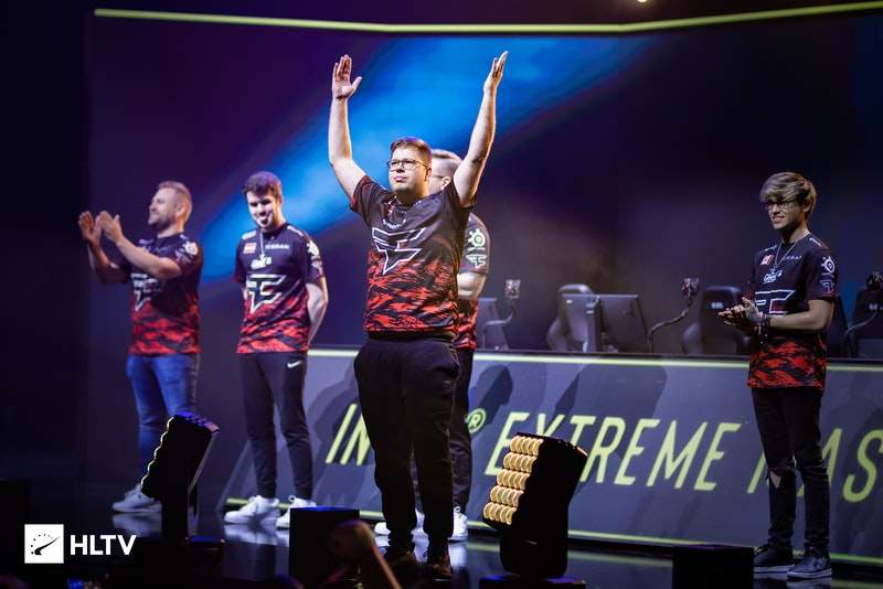 合为一个 合为一个