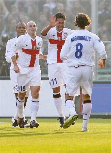 转身半步 转身半步