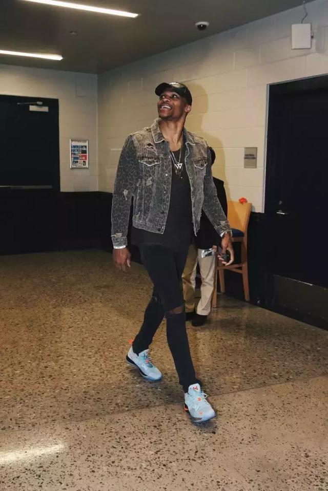 团队气氛紧 团队气氛紧