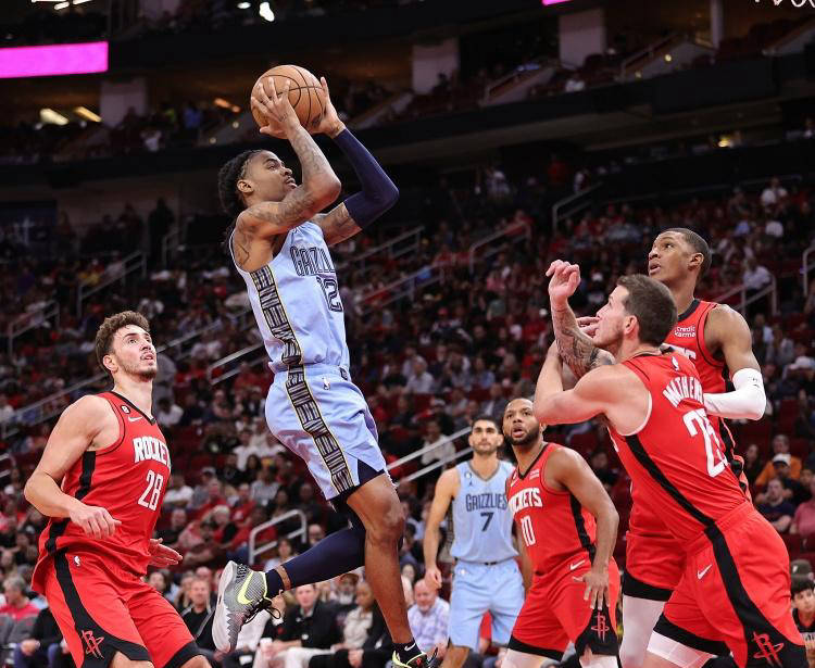 在上半时一 在上半时一